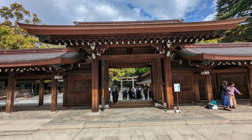 der Meiji-Tempel im Yoyogi-Park in Tokio.