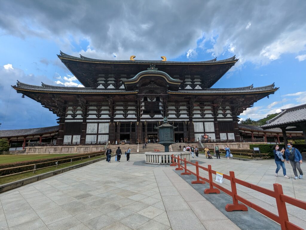 Der große Todai-ji  Tempel in Nara.